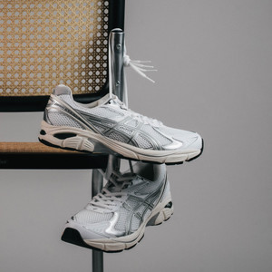 GT-2160 (white / cream)