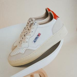 Medalist Low (leat / suede wht / pumpkin)