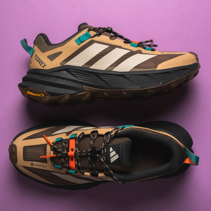 Terrex Freehiker SL(earth strata / beige / pure teal)
